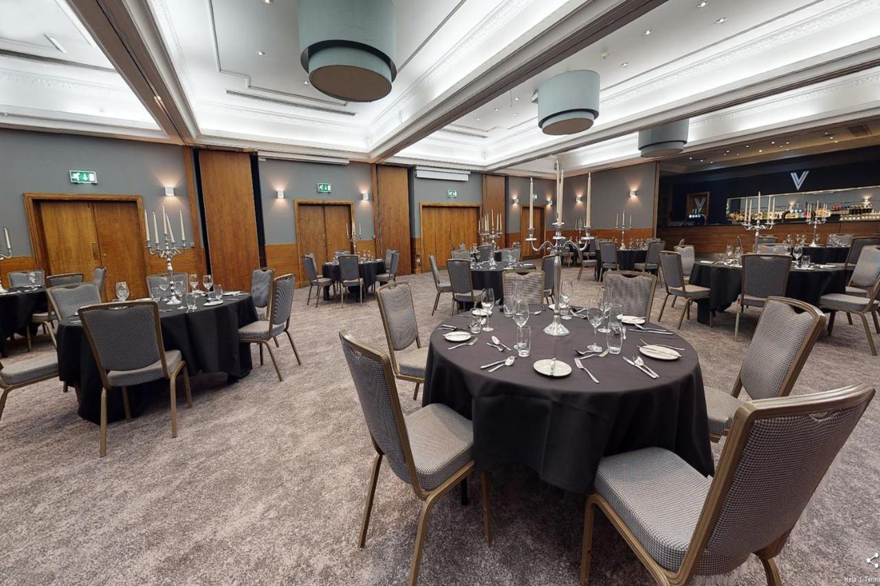 Village Hotel Chester St David'S Ewloe Ngoại thất bức ảnh