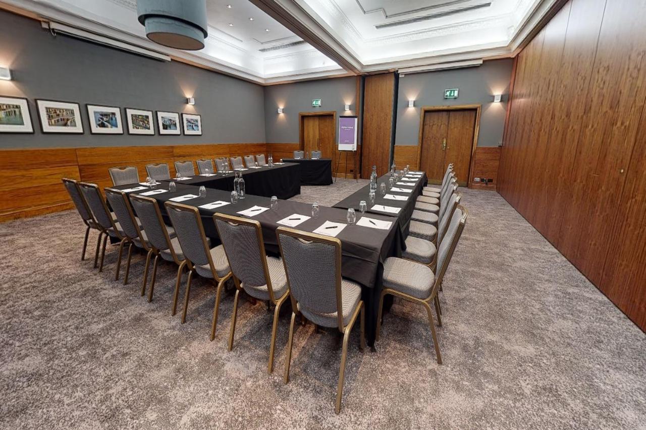 Village Hotel Chester St David'S Ewloe Ngoại thất bức ảnh