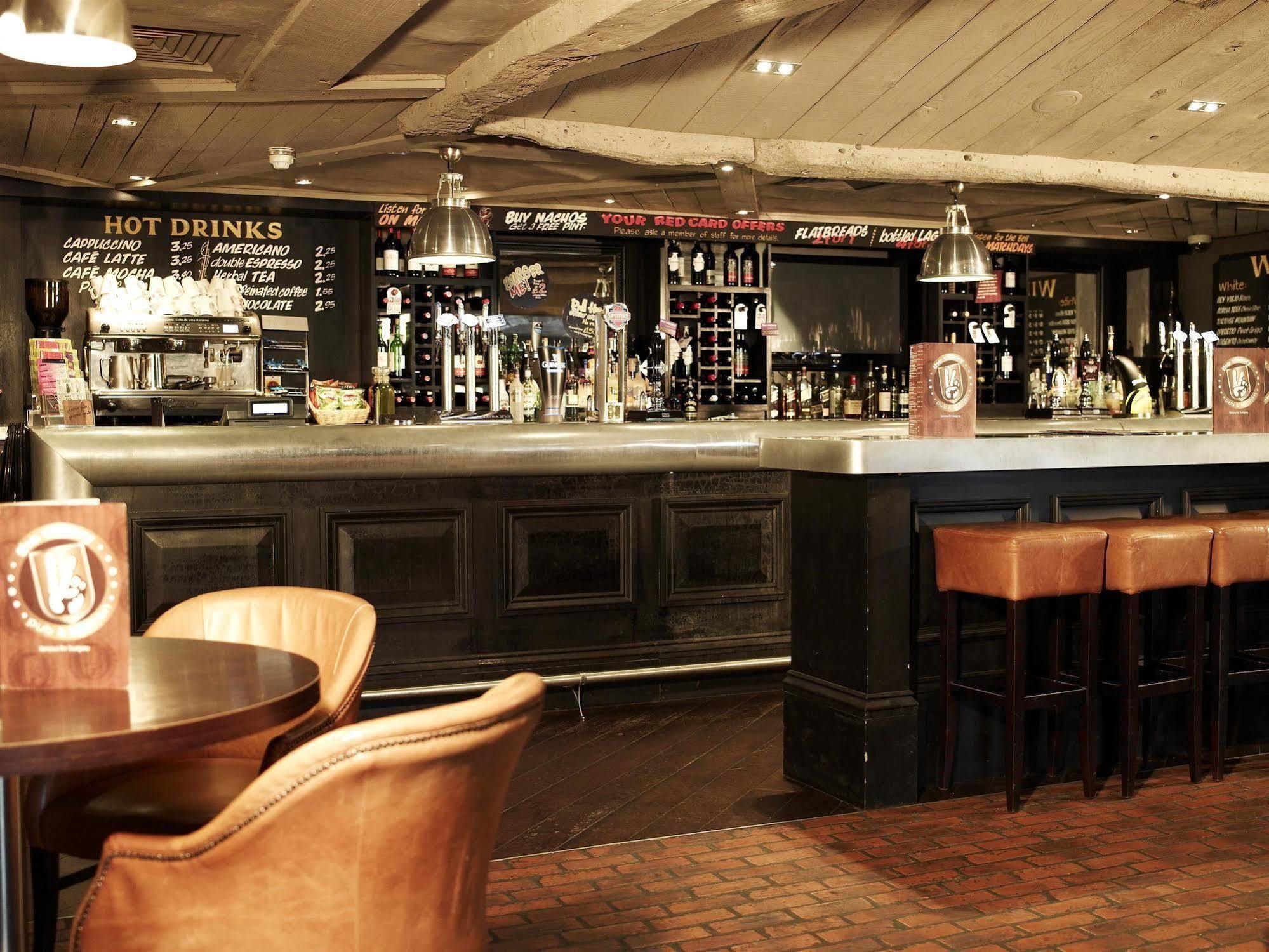Village Hotel Chester St David'S Ewloe Ngoại thất bức ảnh